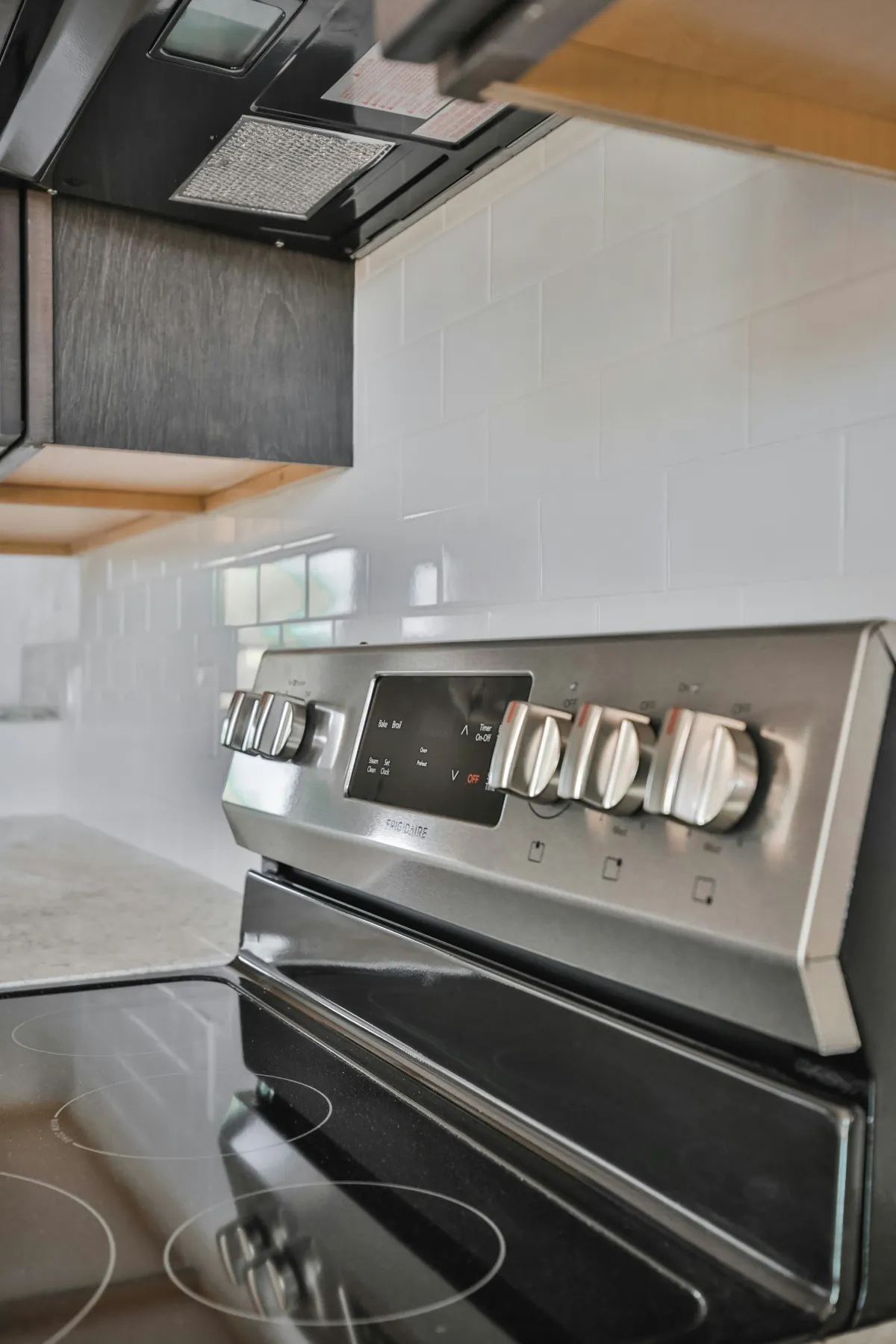 Stainless steel stove with spotless backsplash